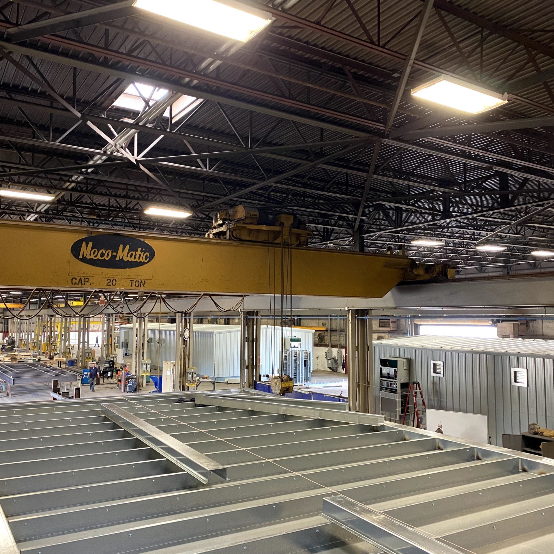 building solutions, custom fabricated, 20 ton crane